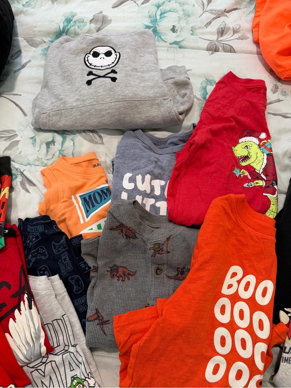 Boys bundle - Picture 2 of 3